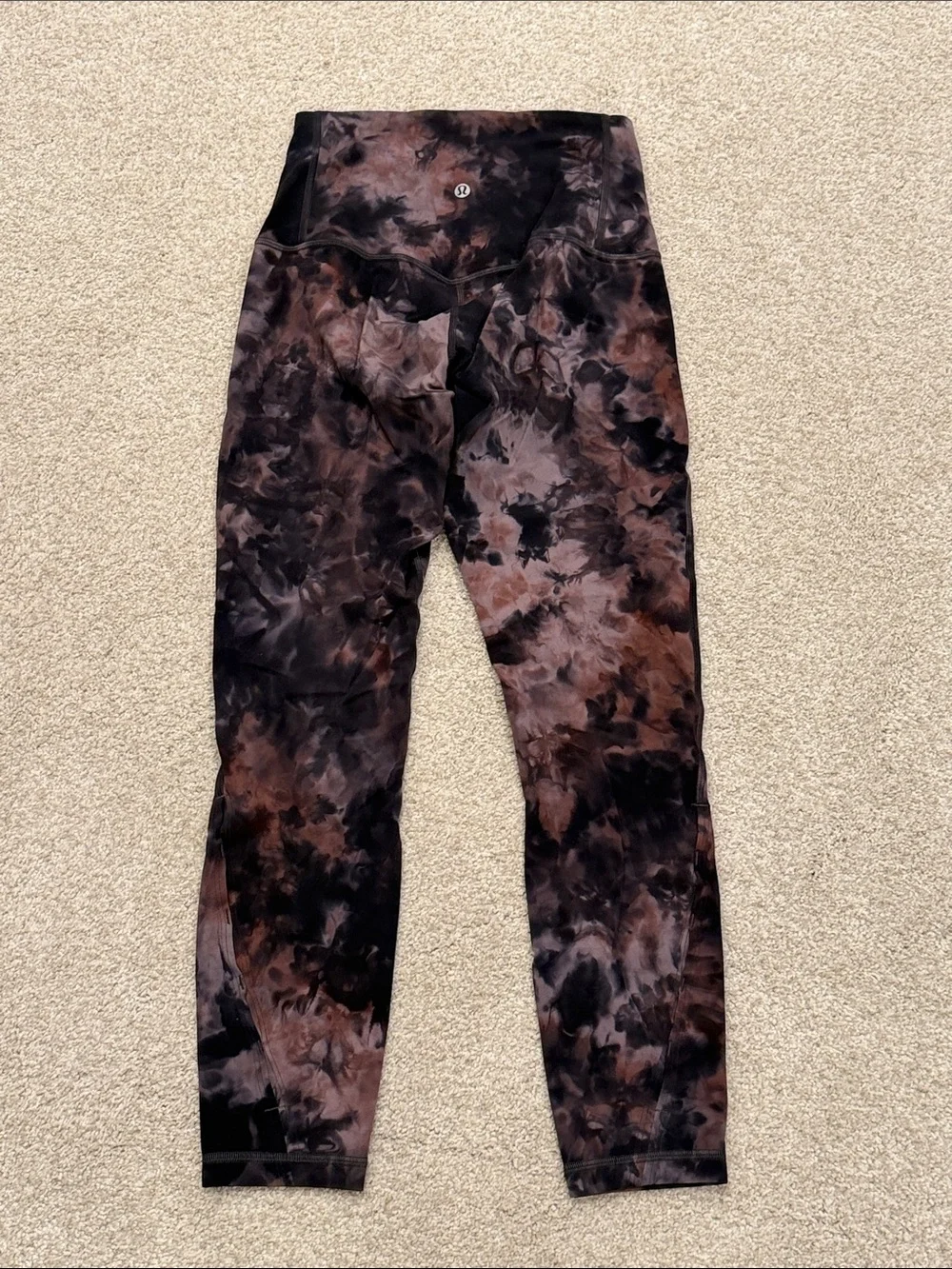 lululemon athletica Tie-Dye Leggings in Black and Brown/Mauve size 6 - Picture 2 of 2